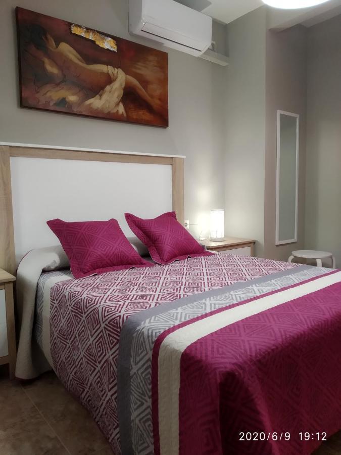 Casa Miguel Y Petra Villa Peal De Becerro Екстериор снимка